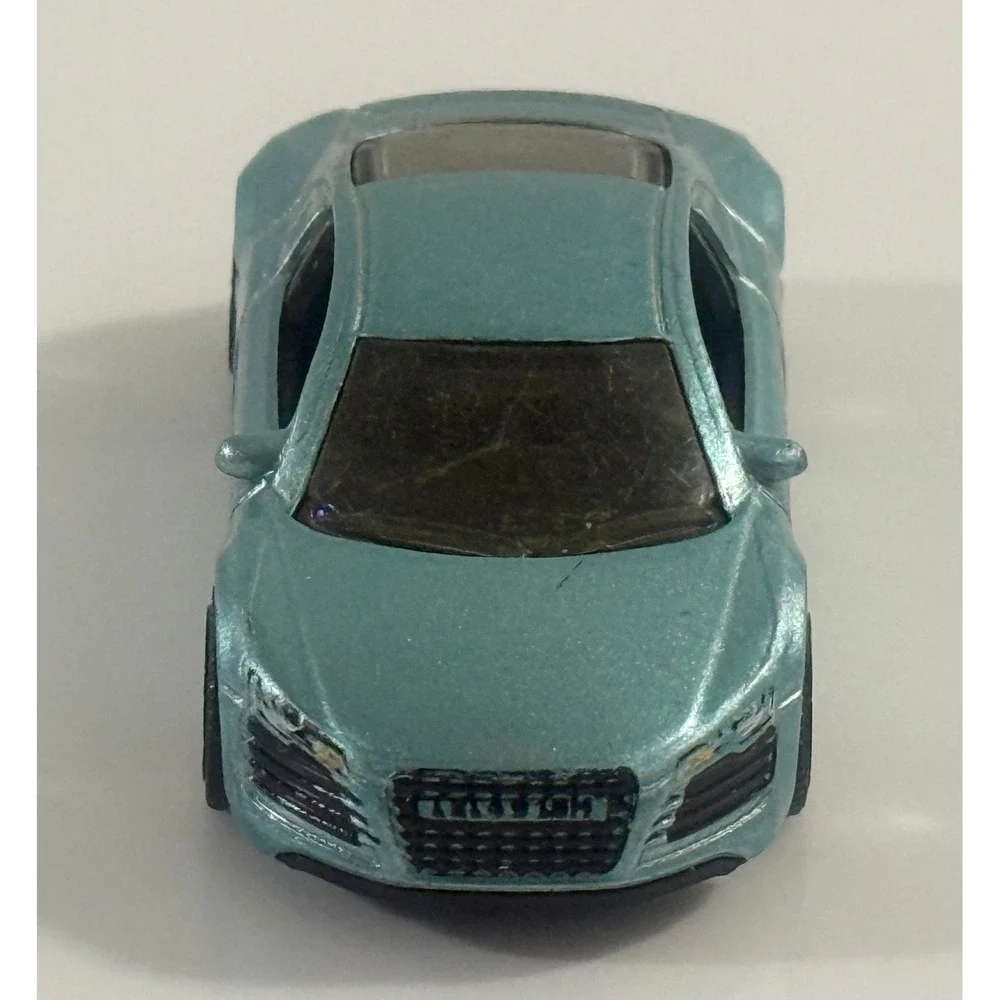 Matchbox Audi R8 V10 Collectible‎ 1/62 Scale Diecast Diorama Model 2007
